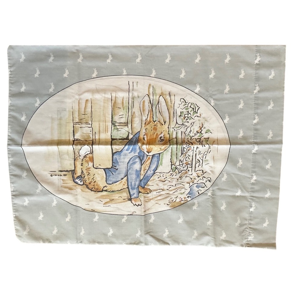 Vintage 1987 Peter Rabbit Cannon Pillowcase Beatrix‎ Potter Standard Queen Gray